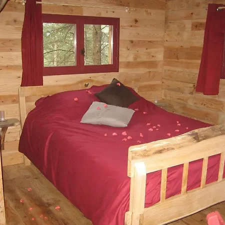 Cabane Ecureuil & Cabane Chevreuil